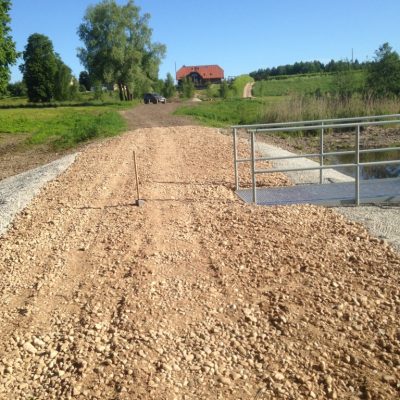 (1) image